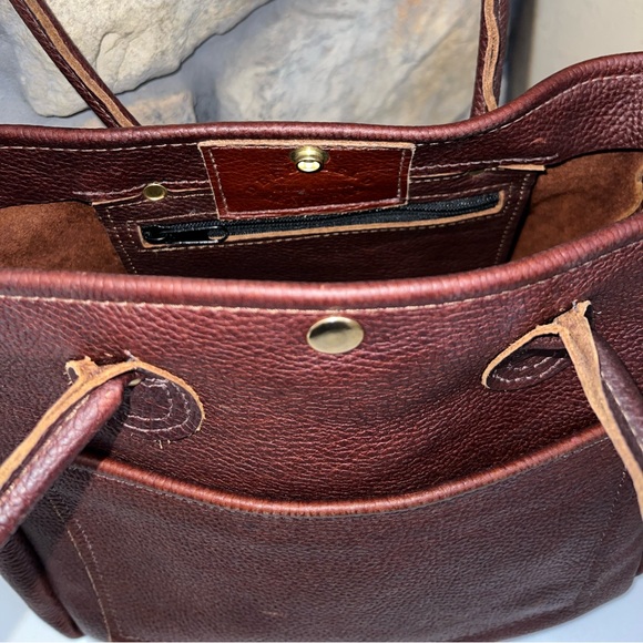 Deerfield Leathers Barn Bag Quality Leather Tote Bag - Picture 6 of 15